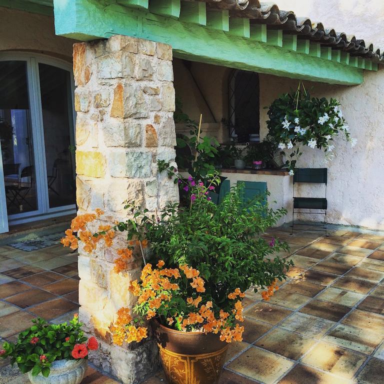 Villa Charme Et Detente แซ็งต์-ราฟาเอล ภายนอก รูปภาพ
